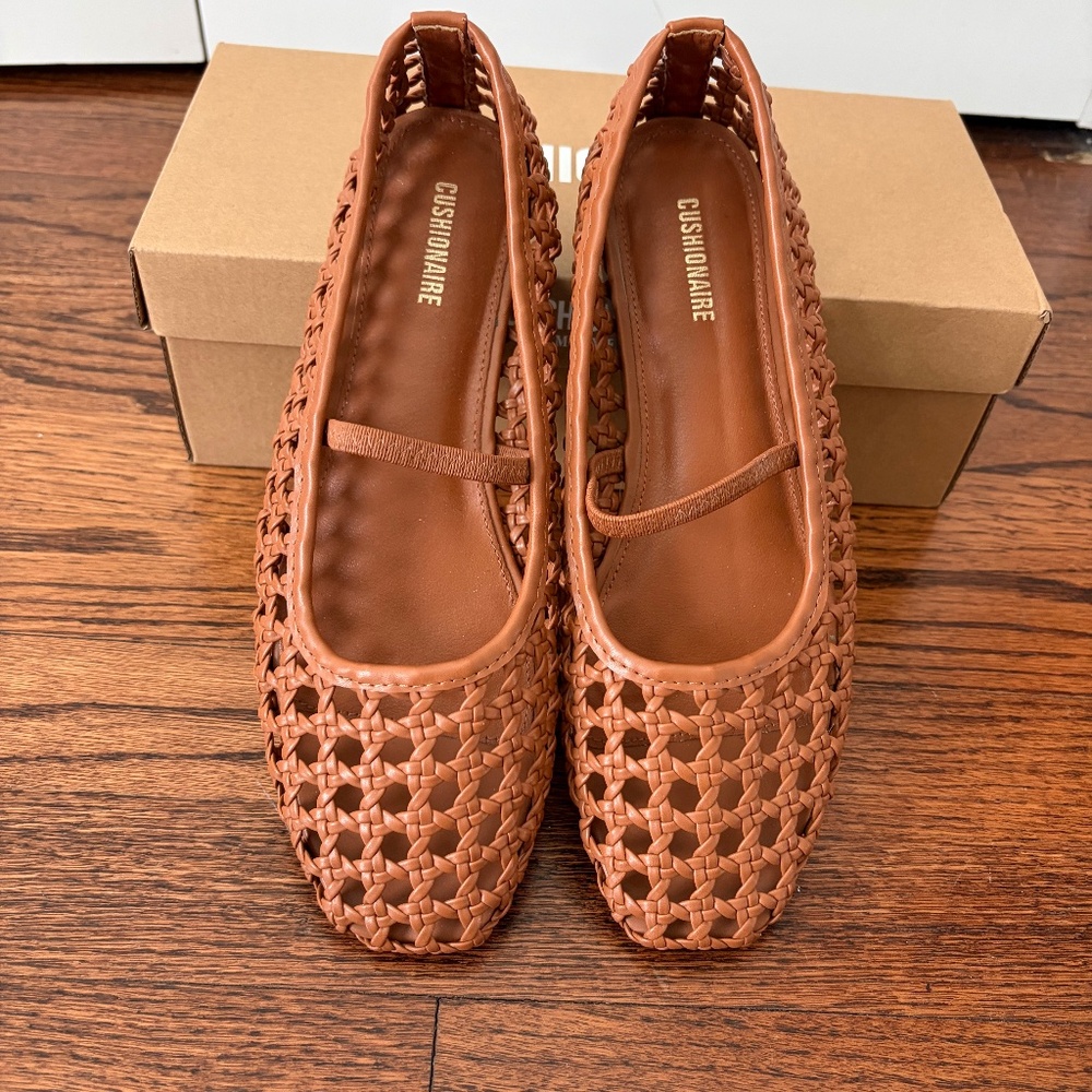 Cushionaire Women's Woven Ballet Flat - Brown